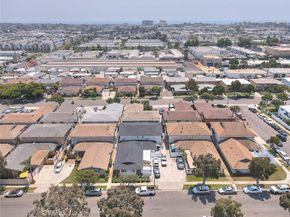 735 James Street, Costa Mesa CA 92627