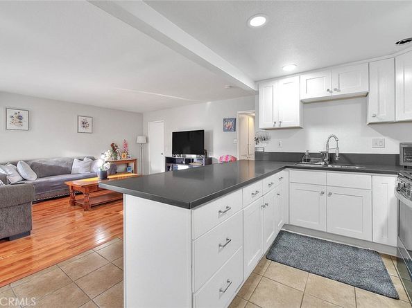 735 James Street, Costa Mesa CA 92627