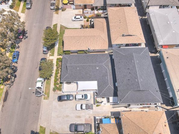 735 James Street, Costa Mesa CA 92627