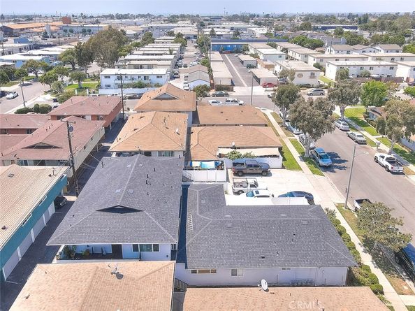 735 James Street, Costa Mesa CA 92627