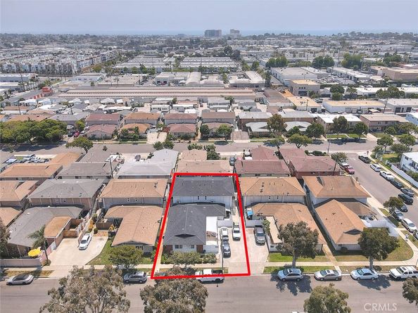 735 James Street, Costa Mesa CA 92627