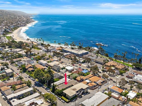 387 Cypress Drive 7, Laguna Beach CA 92651