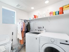 612 Cultivate, Irvine CA 92618