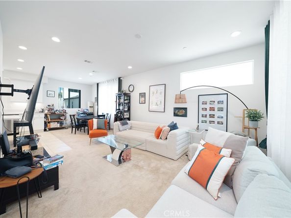 612 Cultivate, Irvine CA 92618