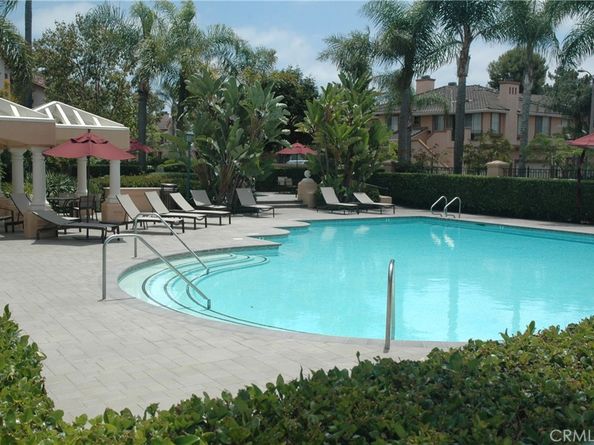 1703 Solvay Aisle 106, Irvine CA 92606