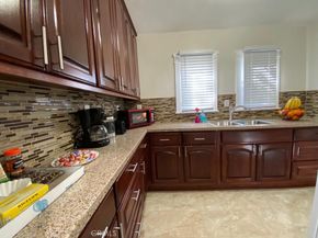 1600 E 7th Street, Long Beach CA 90813