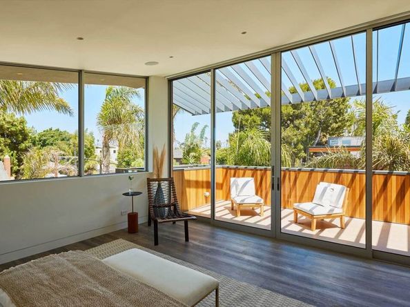 1601 Shell Avenue, Venice CA 90291