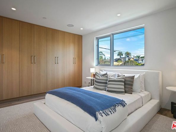1601 Shell Avenue, Venice CA 90291