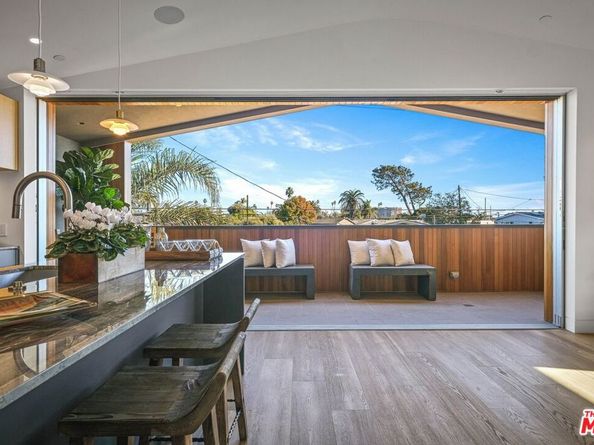 1601 Shell Avenue, Venice CA 90291