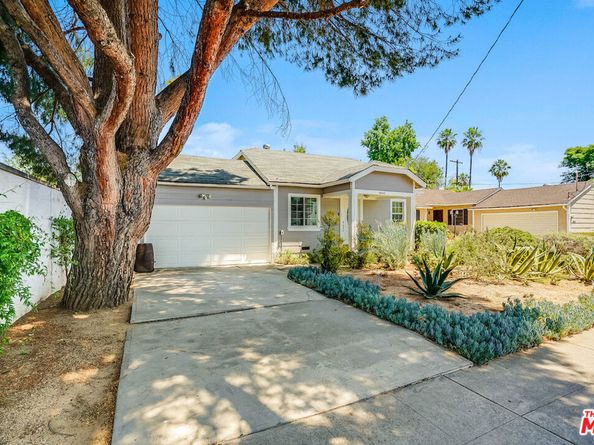 14043 Calvert Street, Van Nuys CA 91401