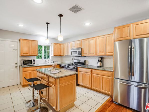14043 Calvert Street, Van Nuys CA 91401