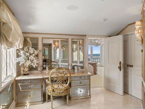 1900 Spindrift Dr, La Jolla CA 92037