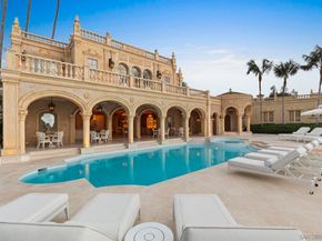 1900 Spindrift Dr, La Jolla CA 92037