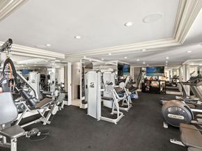 1900 Spindrift Dr, La Jolla CA 92037