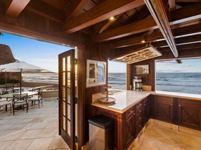 1900 Spindrift Dr, La Jolla CA 92037