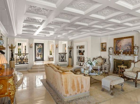 1900 Spindrift Dr, La Jolla CA 92037