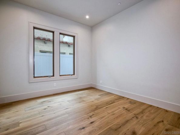 440 Pomona Ave, Coronado CA 92118