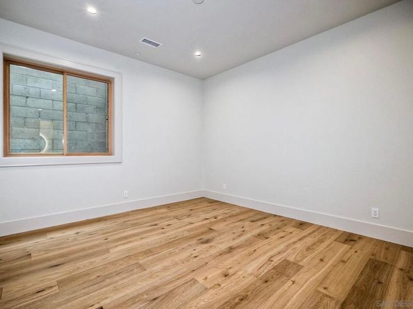 440 Pomona Ave, Coronado CA 92118