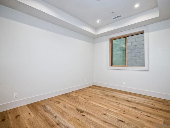 440 Pomona Ave, Coronado CA 92118