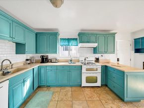 3858 60 Logan Ave, San Diego CA 92113