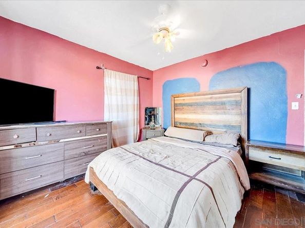 3858 60 Logan Ave, San Diego CA 92113