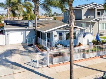3858 60 Logan Ave