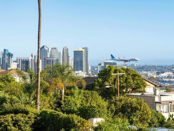 2920 Union St 205, San Diego CA 92103