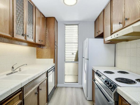 6455 La Jolla Blvd 221, La Jolla CA 92037