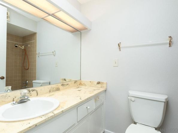 6455 La Jolla Blvd 221, La Jolla CA 92037