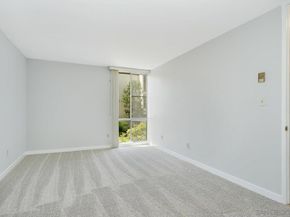 6455 La Jolla Blvd 221, La Jolla CA 92037