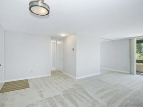 6455 La Jolla Blvd 221, La Jolla CA 92037