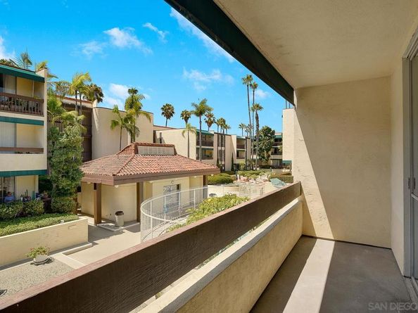 6455 La Jolla Blvd 221, La Jolla CA 92037