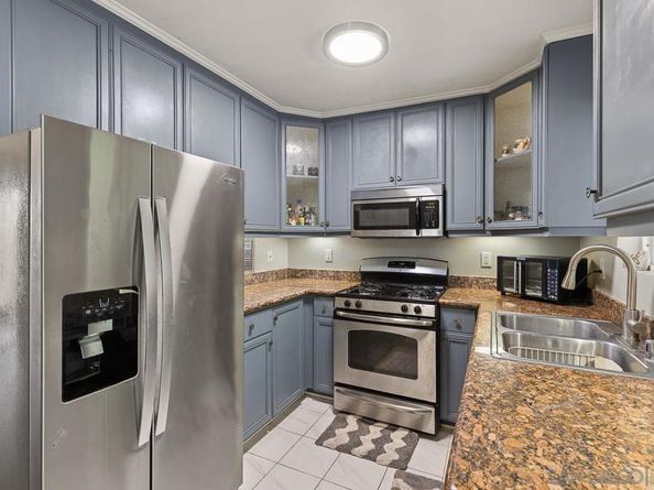155 Avenida Descanso 201, Oceanside CA 92057