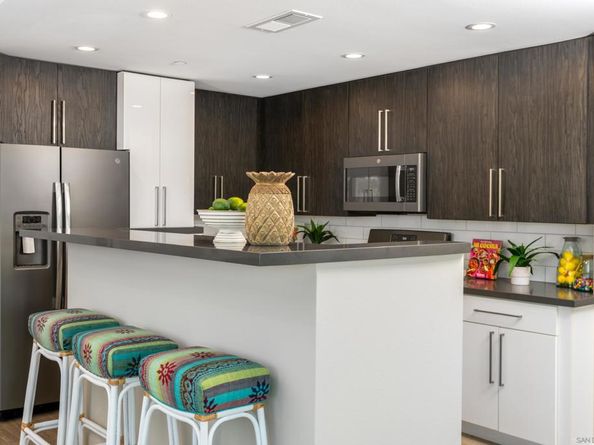 355 North Cleveland, Oceanside CA 92054