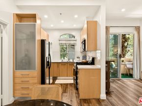 7101 La Tijera Boulevard J101, Los Angeles CA 90045