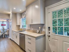9025 Ashcroft Avenue, West Hollywood CA 90048