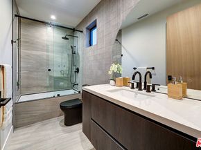 846 Dickson Street, Marina Del Rey CA 90292
