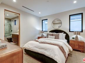 846 Dickson Street, Marina Del Rey CA 90292