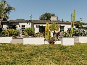 6200 Topeka Drive, Tarzana CA 91335