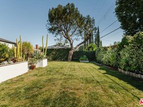6200 Topeka Drive, Tarzana CA 91335