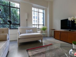 849 S Broadway 202, Los Angeles CA 90014