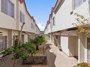 856 W Beach Avenue 16, Inglewood CA 90302