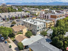 14550 Burbank Boulevard, Sherman Oaks CA 91411