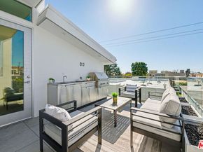 1/2 Manning Avenue, Los Angeles CA 90025