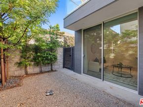1/2 Manning Avenue, Los Angeles CA 90025