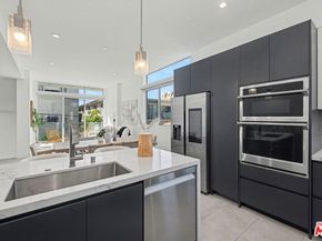 1/2 Manning Avenue, Los Angeles CA 90025
