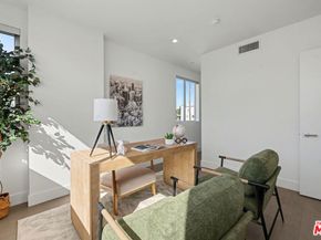1/2 Manning Avenue, Los Angeles CA 90025