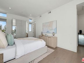 1/2 Manning Avenue, Los Angeles CA 90025