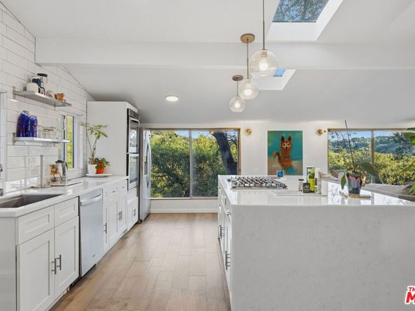 21936 Canon Drive, Topanga CA 90290