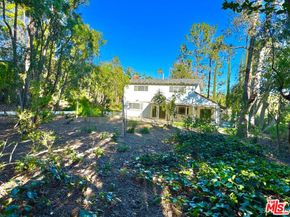 26026 Adamor Road, Calabasas CA 91302